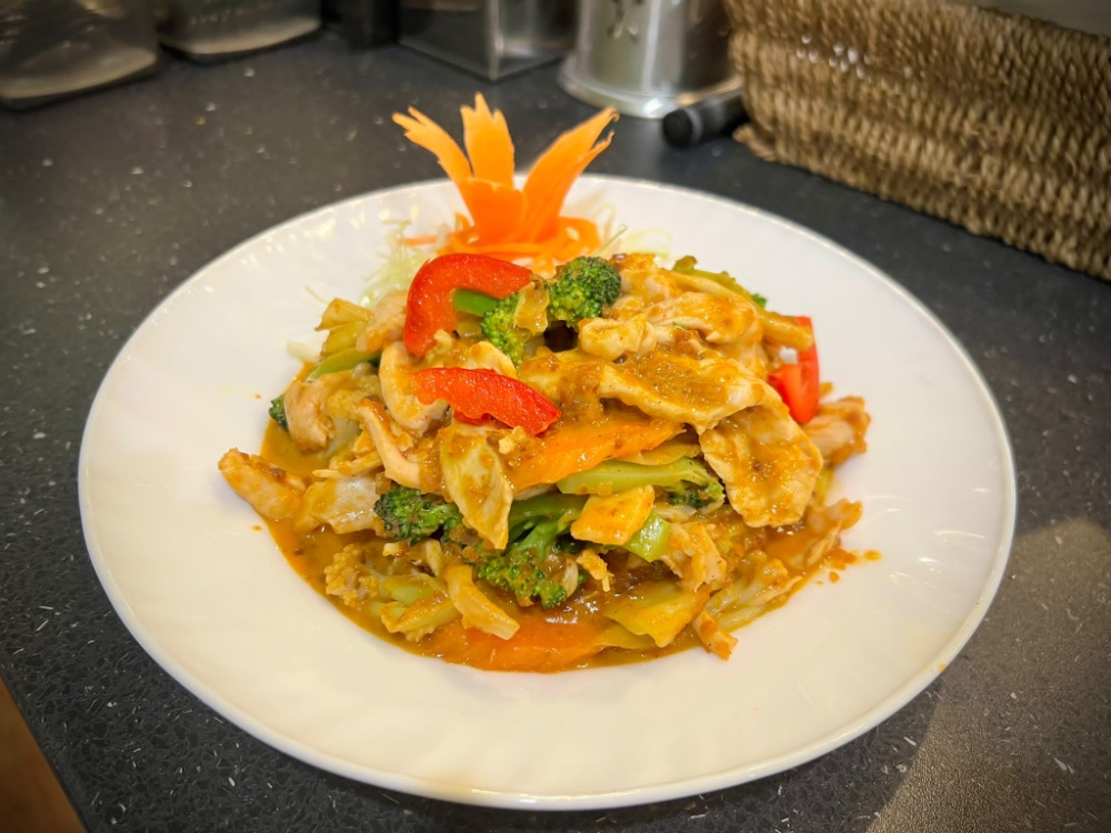 Stir-Fried Peanut Sauce Dish